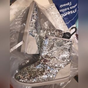 NWT Gorgeous silver sequin boots size 8
